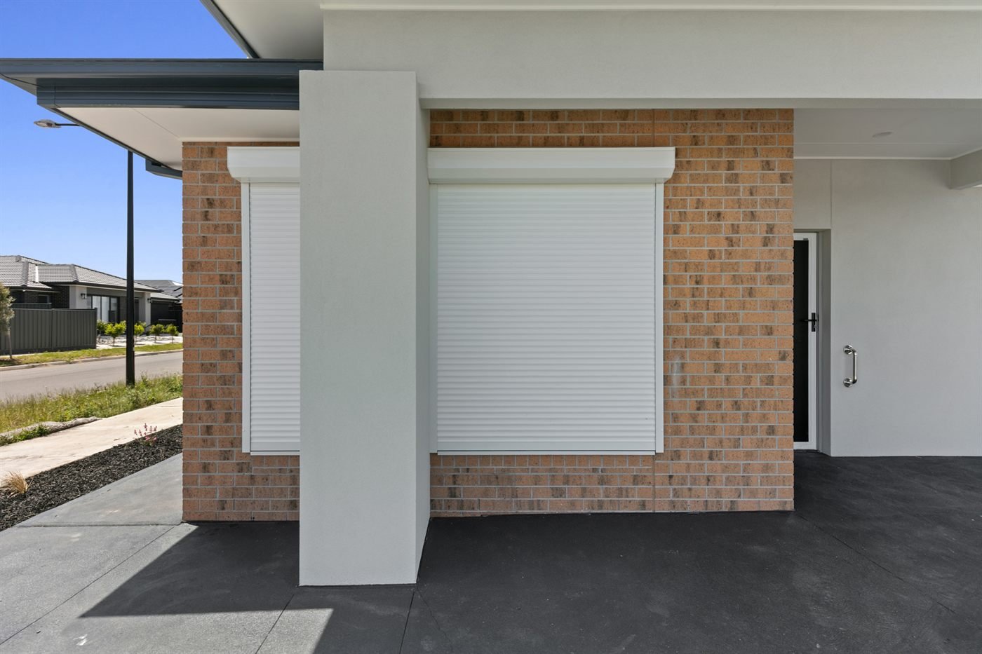 1 Vacca Close, photograph 2.