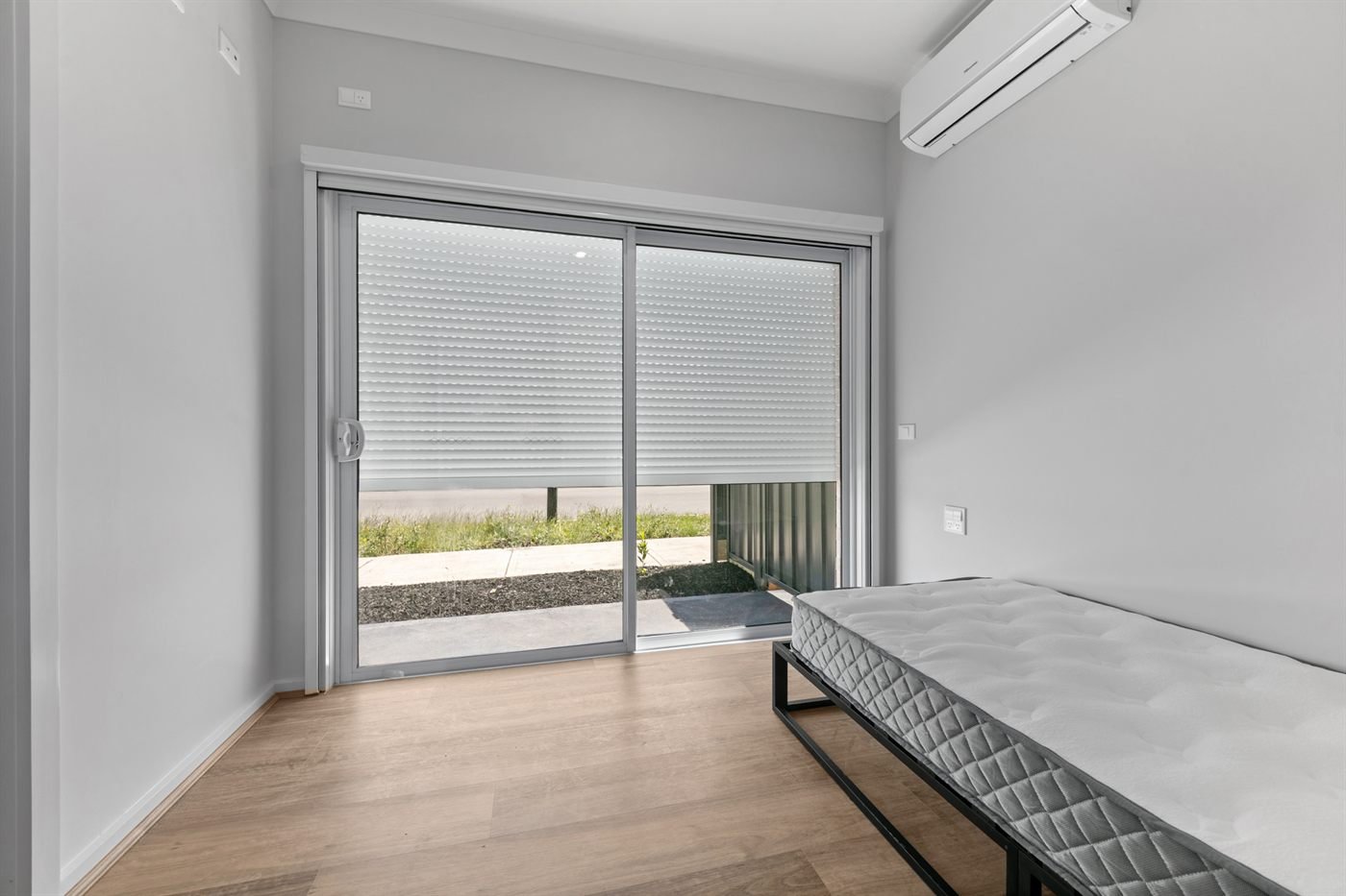1 Vacca Close, photograph 10.