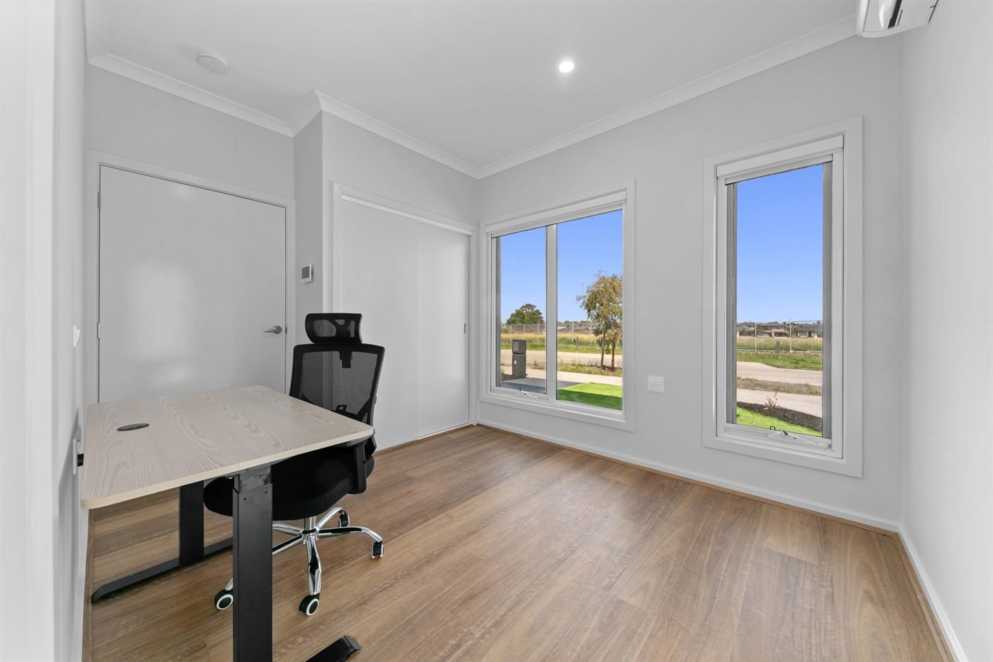 1 Vacca Close, photograph 14.