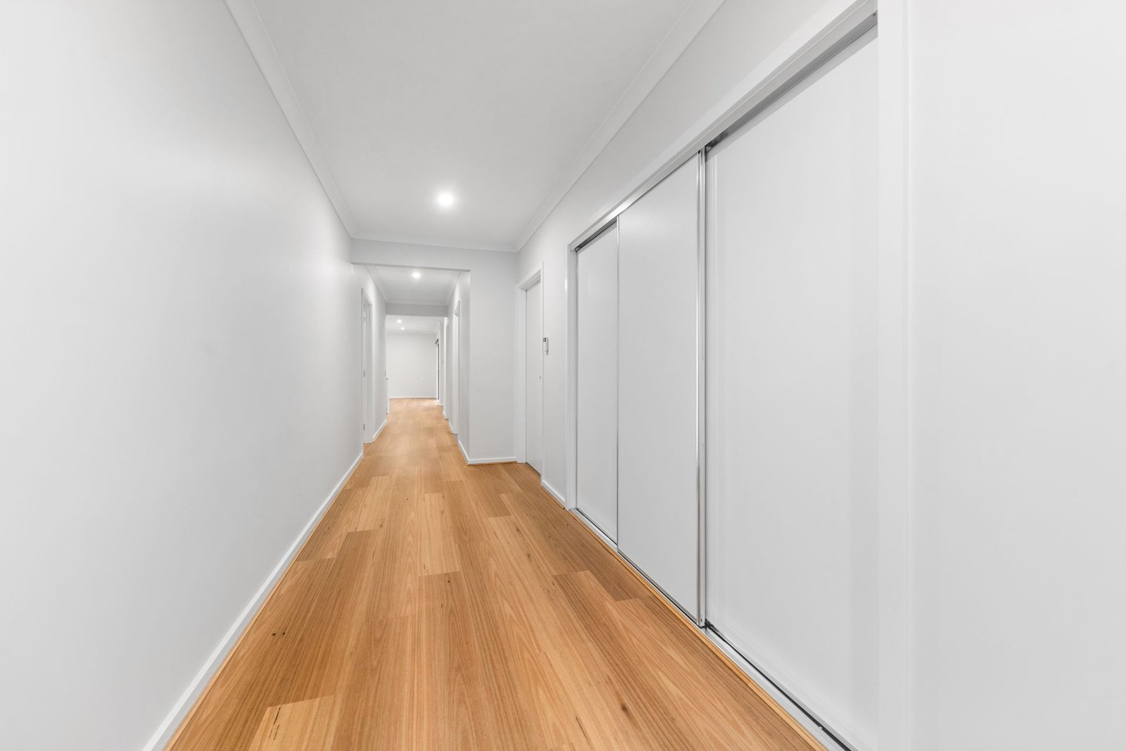 10 Kenning Road, photograph 13.