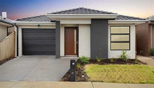 The home at 10 Stonecutter Loop Fraser Rise.