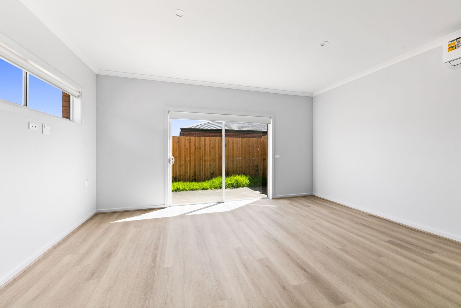 100 Barracouta Drive, photograph 13.