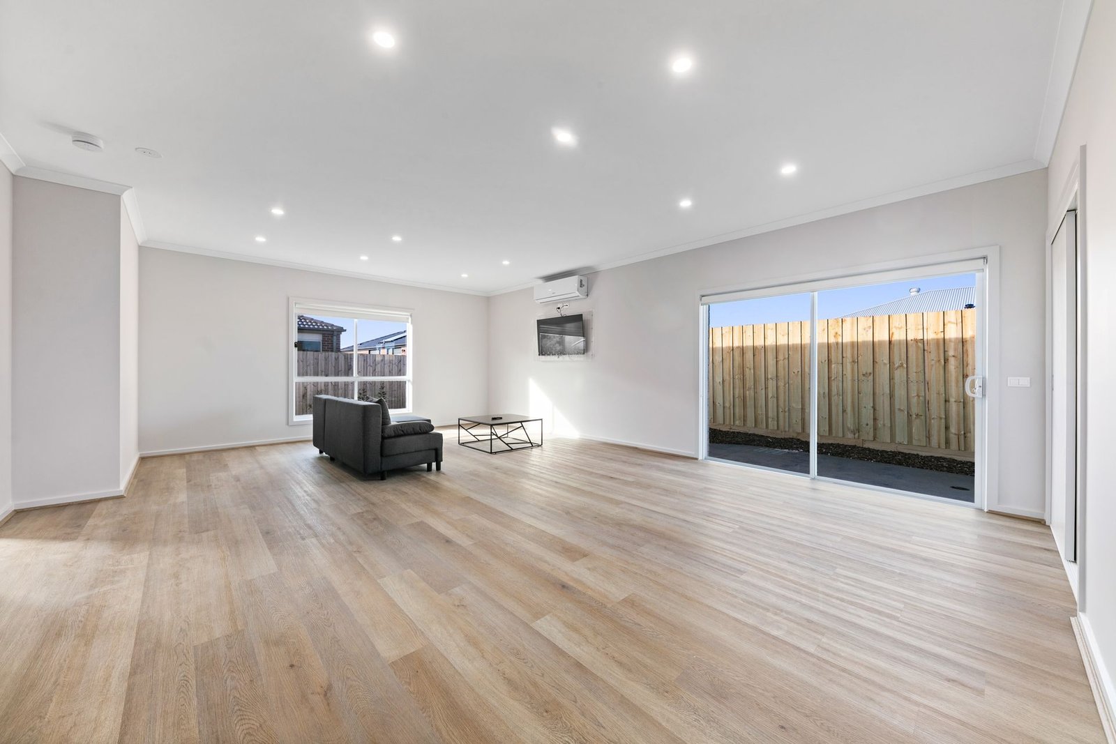 104 Barracouta Drive, photograph 6.