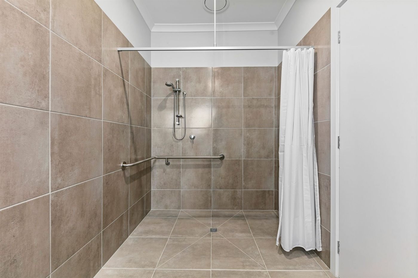 107 Elpis Road, photograph 7.
