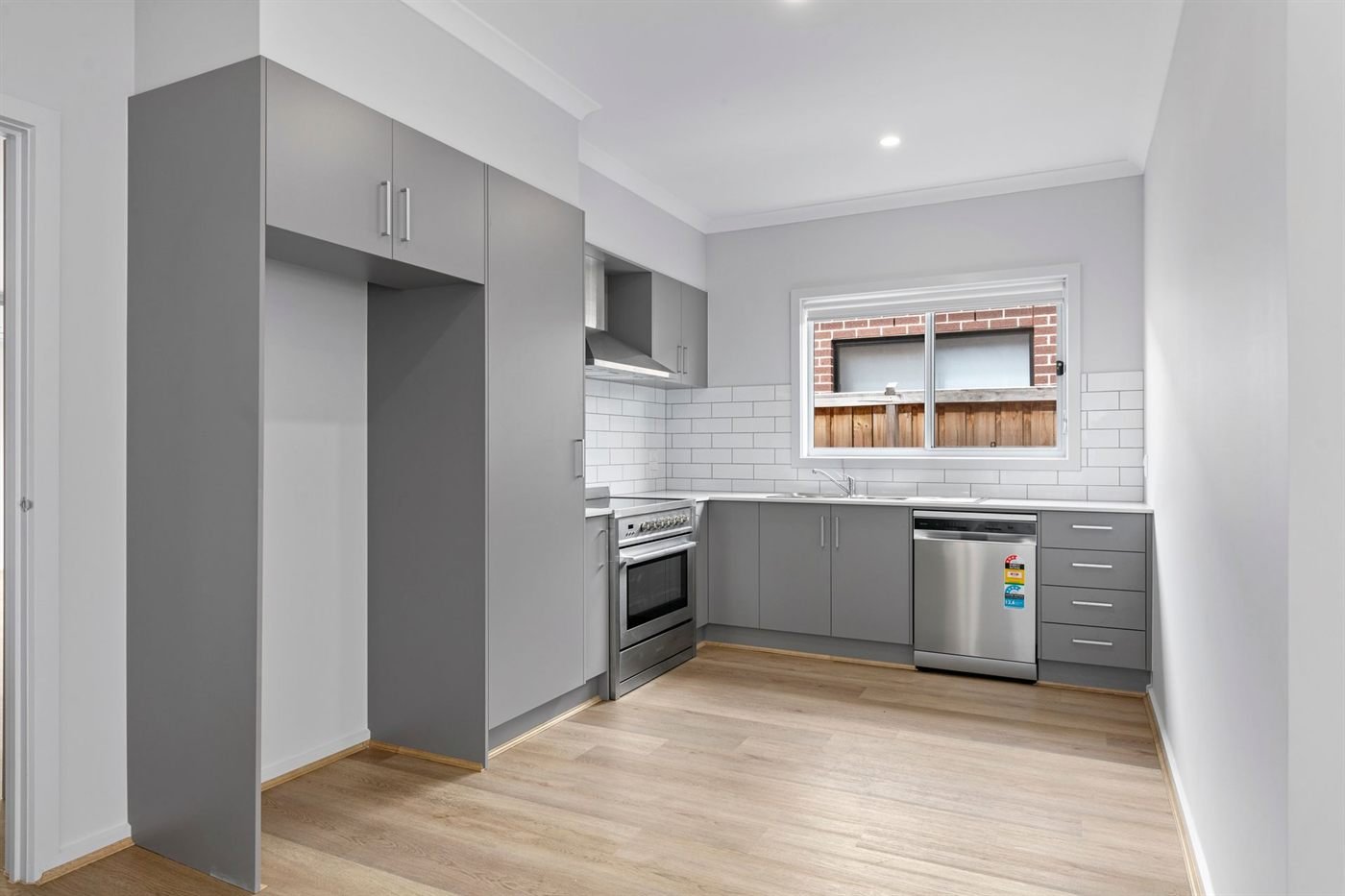 107 Elpis Road, photograph 9.