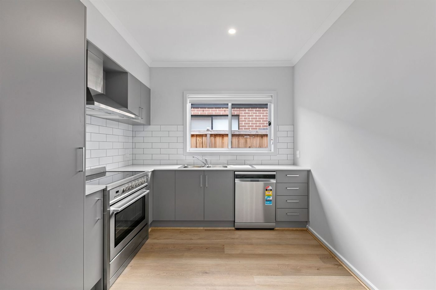 107 Elpis Road, photograph 10.