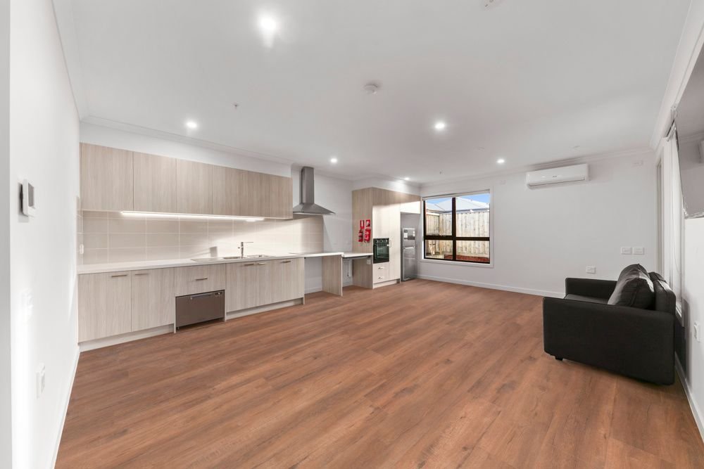 11 Esk Street, photograph 1.