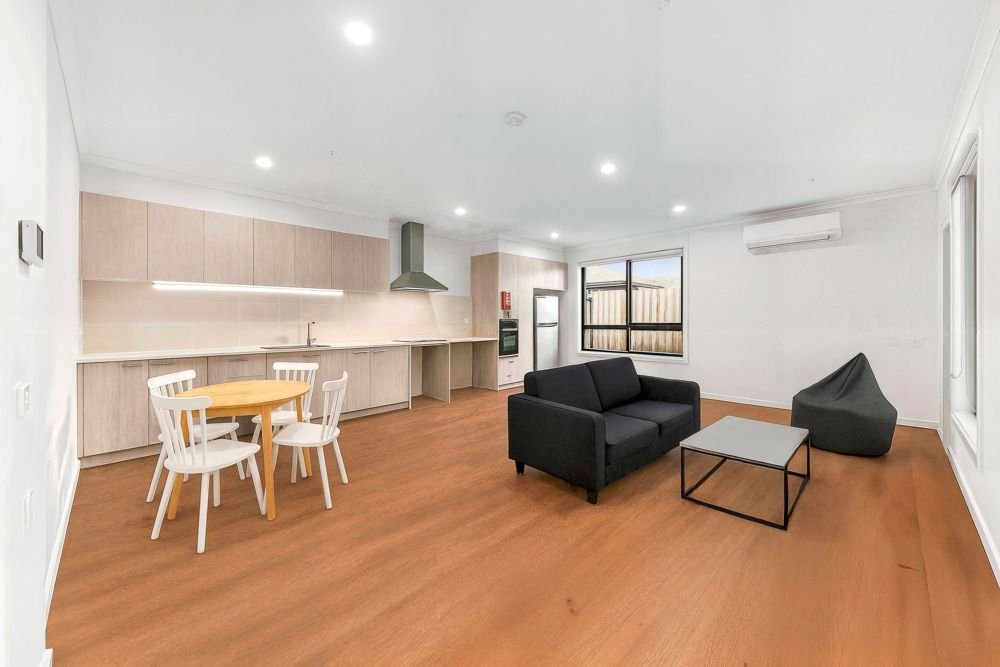 11 Esk Street, photograph 2.