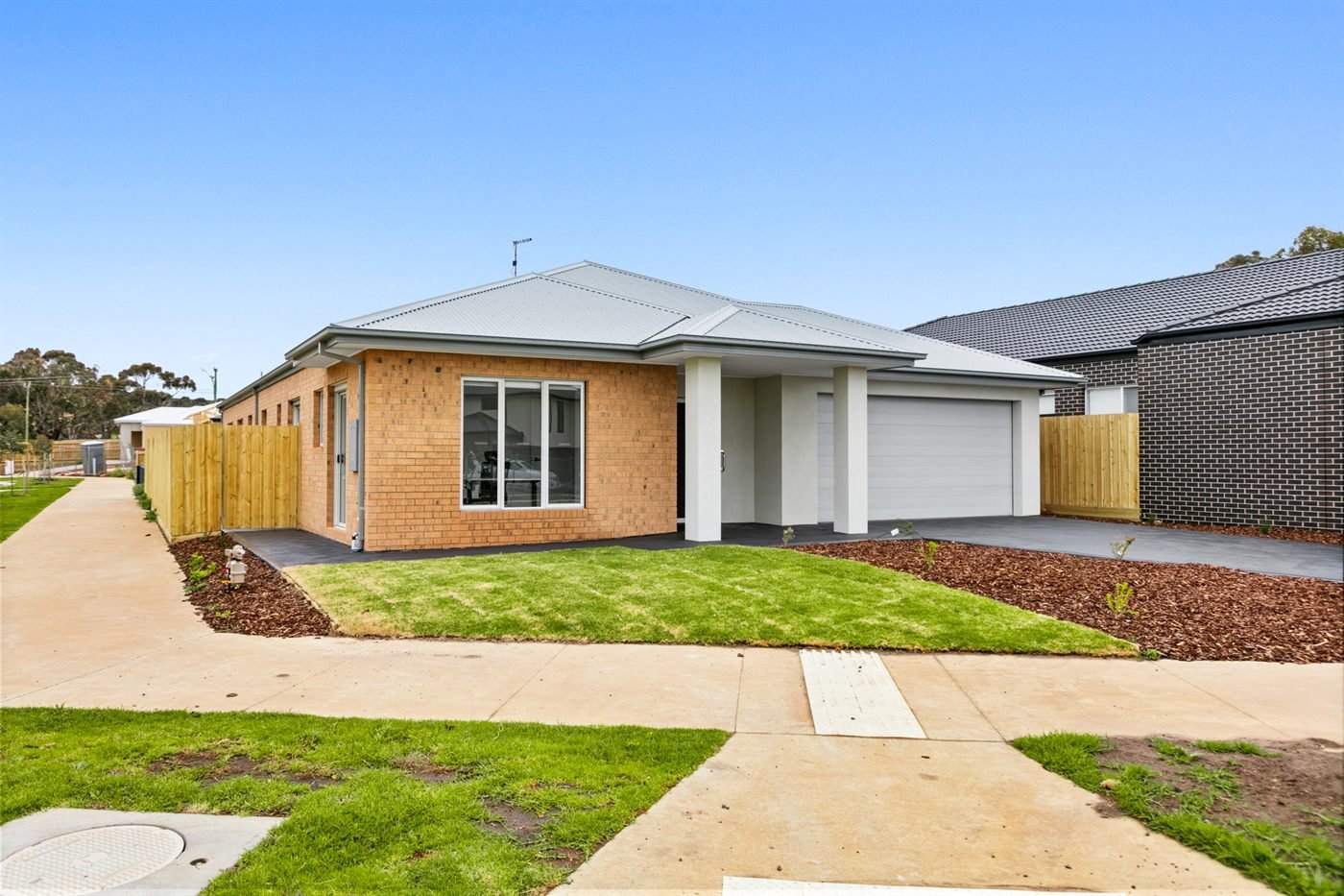 11 Xavier Road, photograph 1.