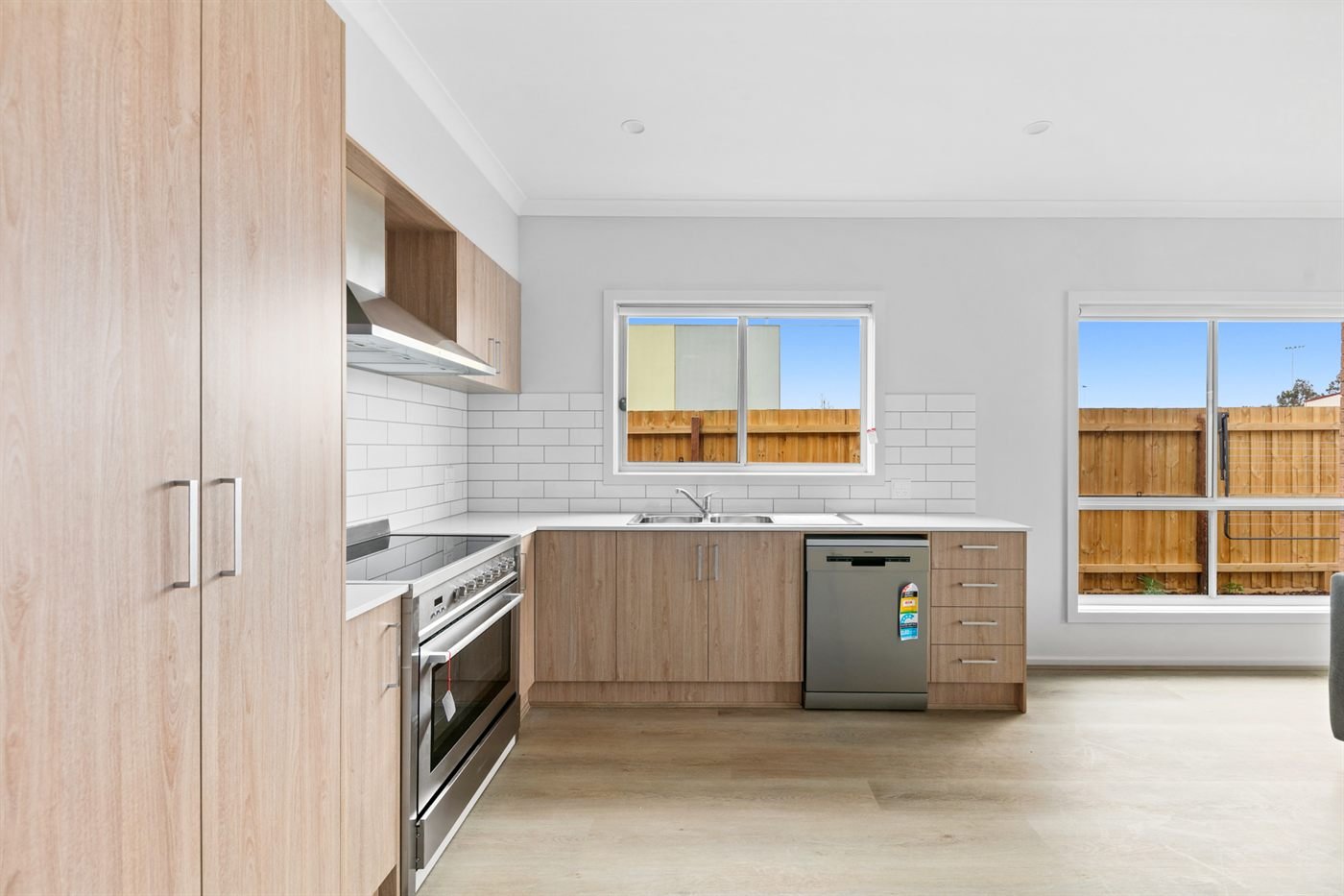 11 Xavier Road, photograph 4.