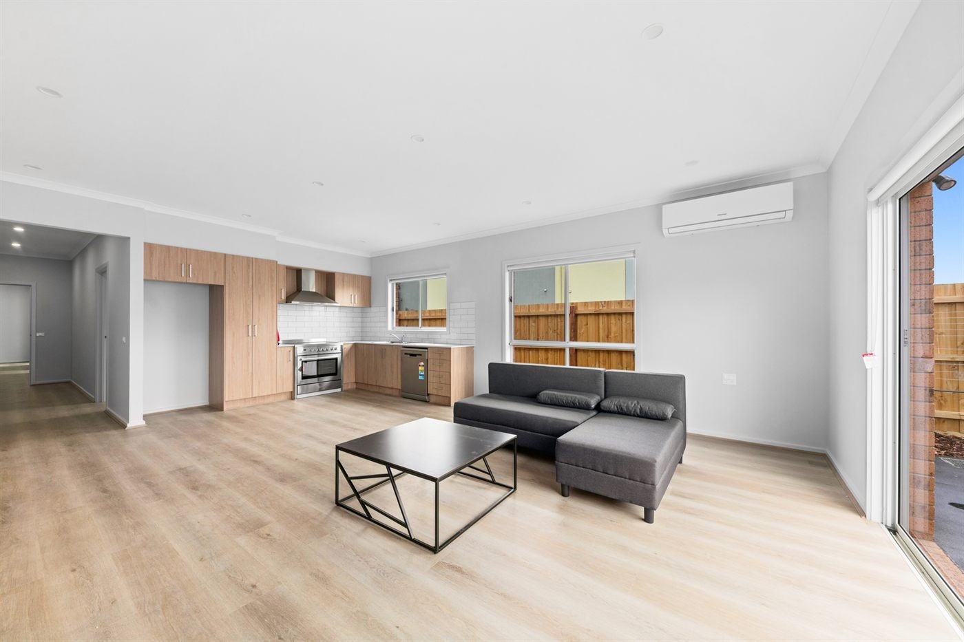 11 Xavier Road, photograph 7.
