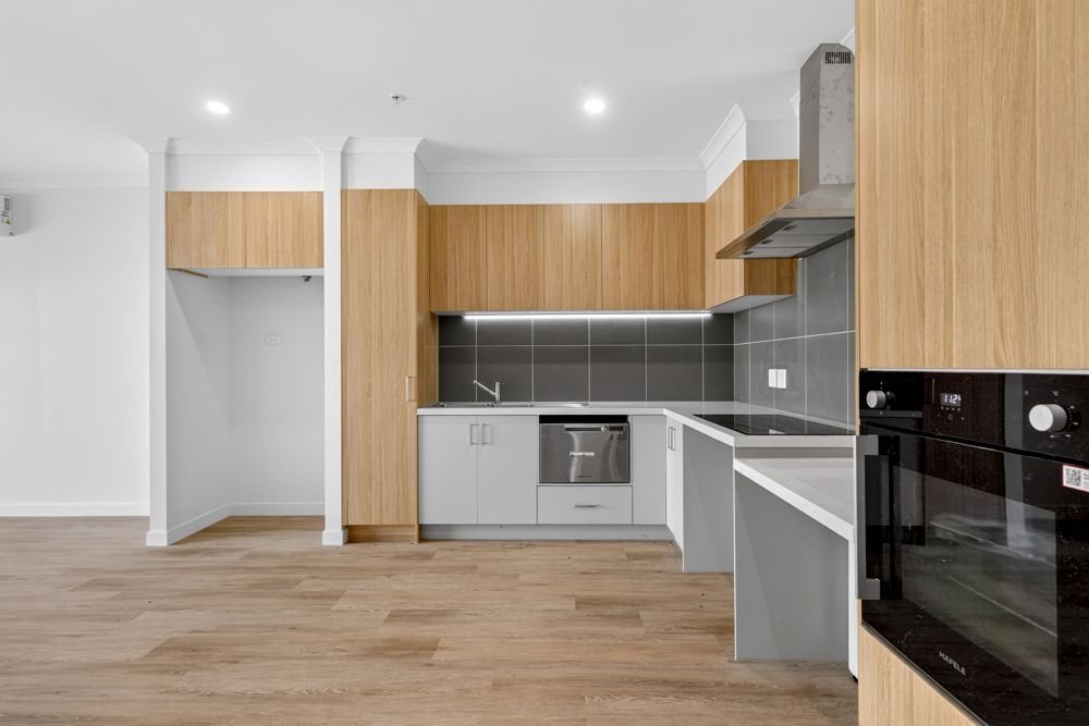 110 Houdini Drive, photograph 5.