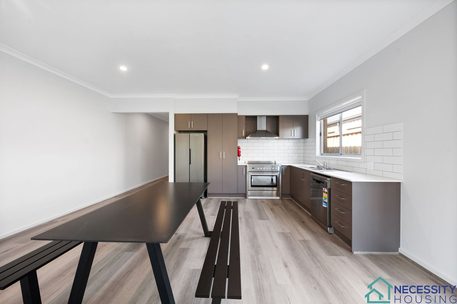 117 Grevillea Drive, photograph 4.