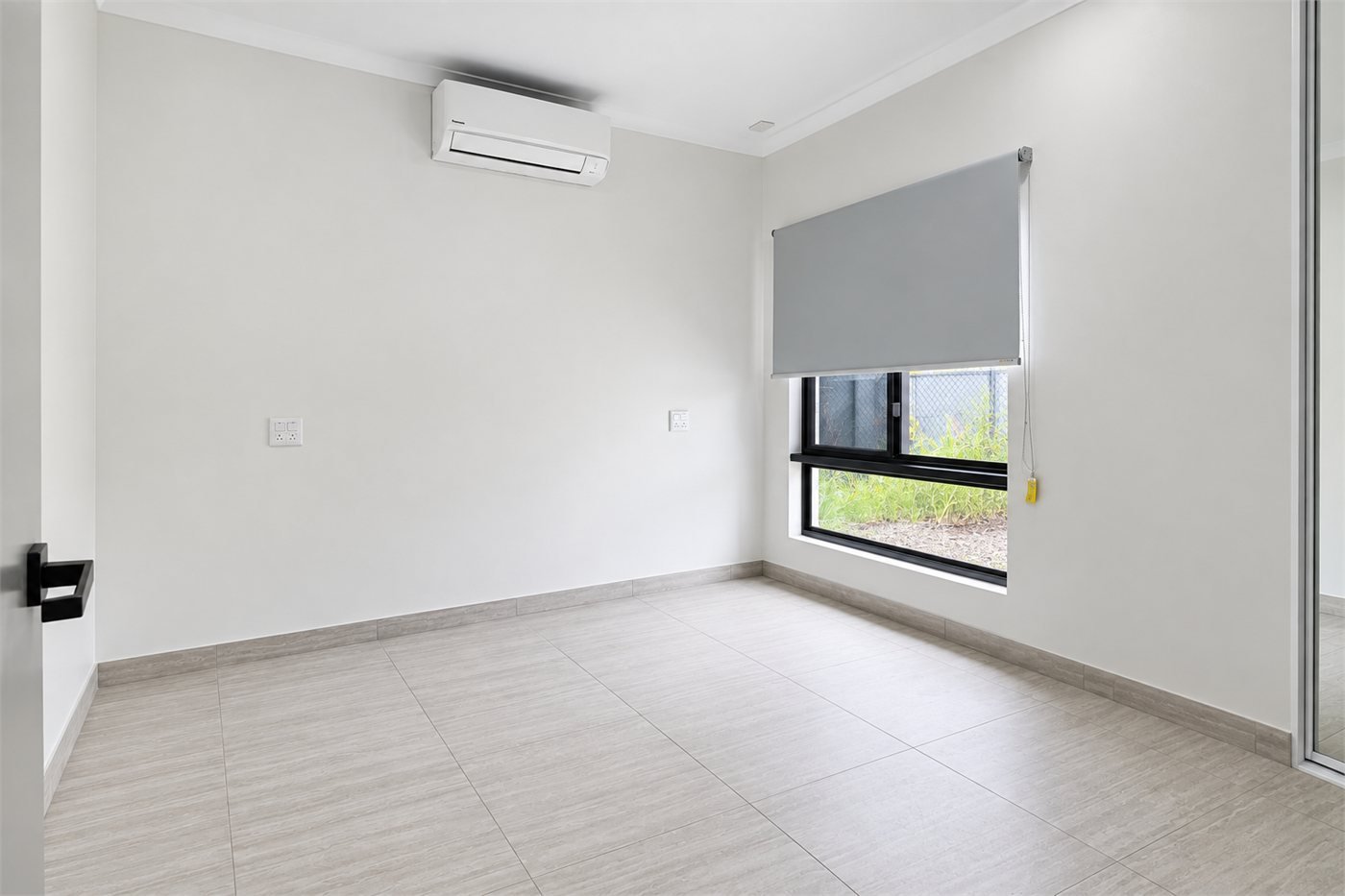 12 Trochus Crescent, photograph 3.