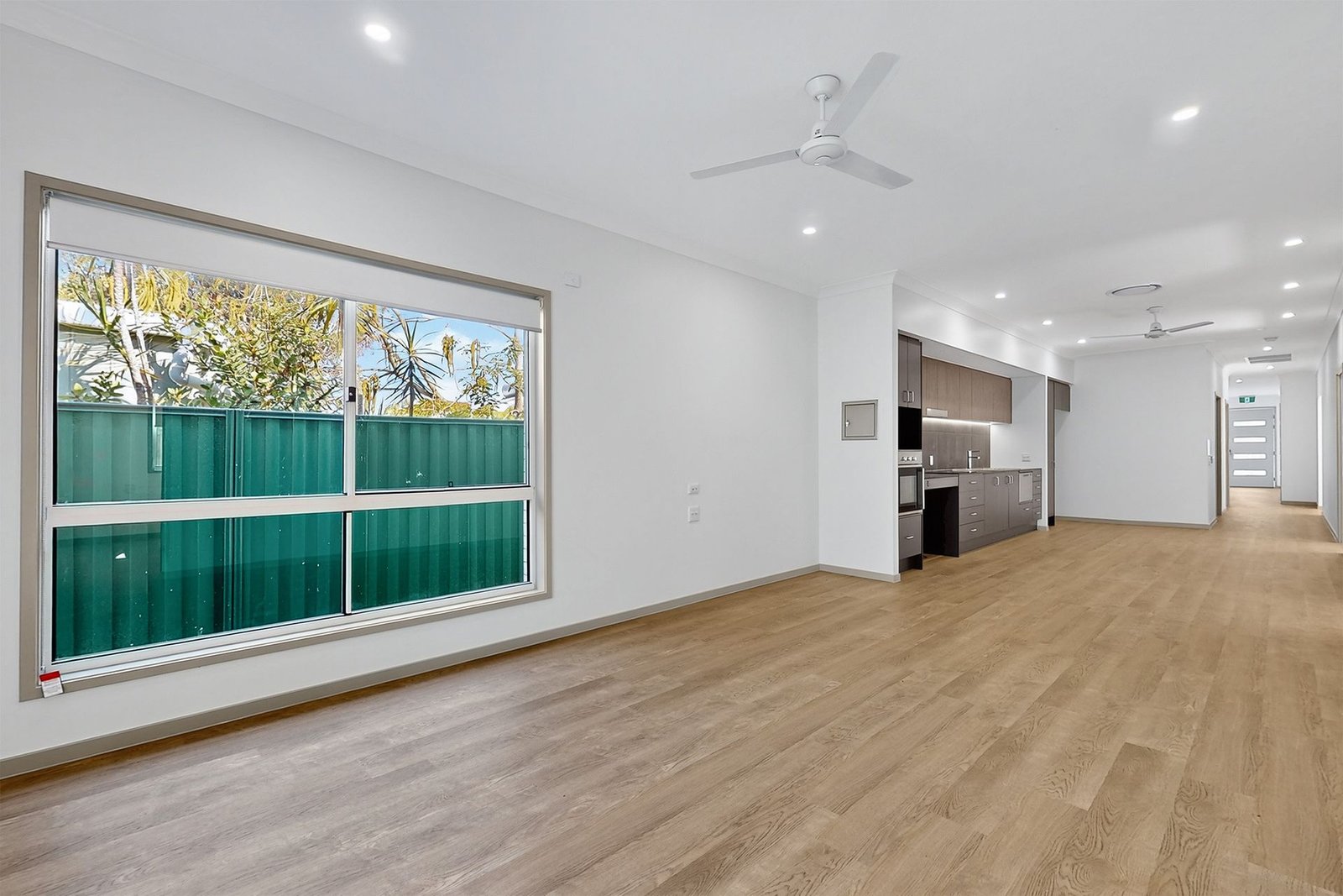 13 Wisteria Court, photograph 3.