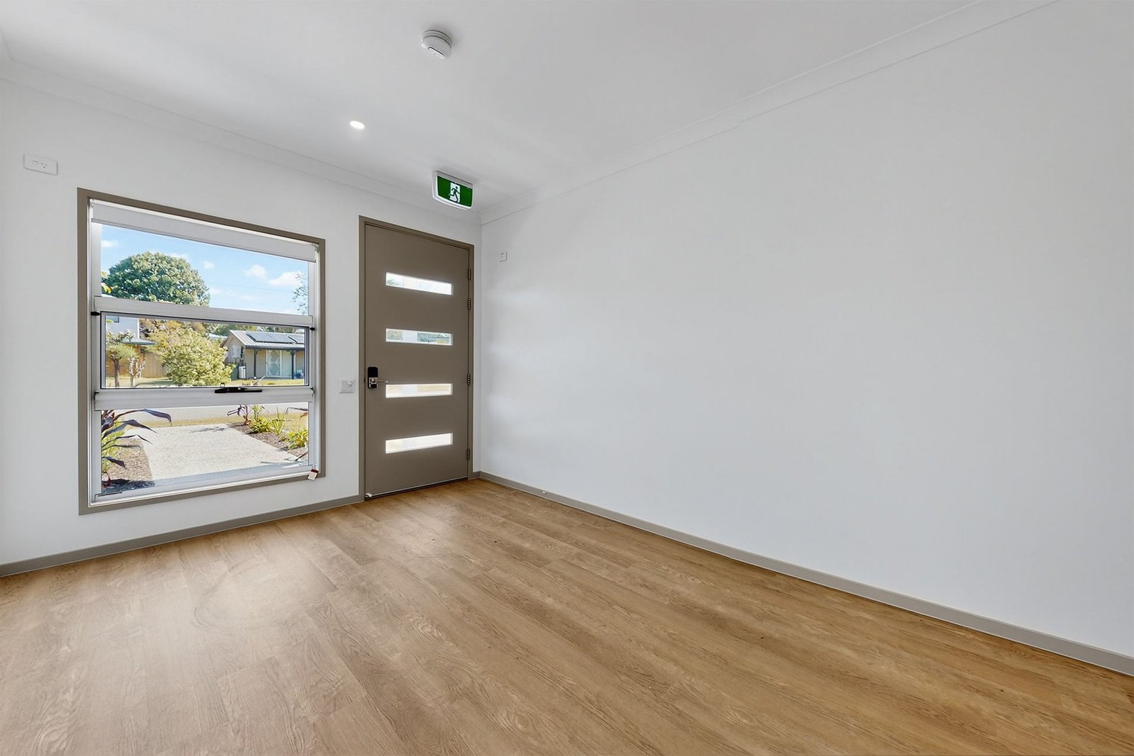 13 Wisteria Court, photograph 5.