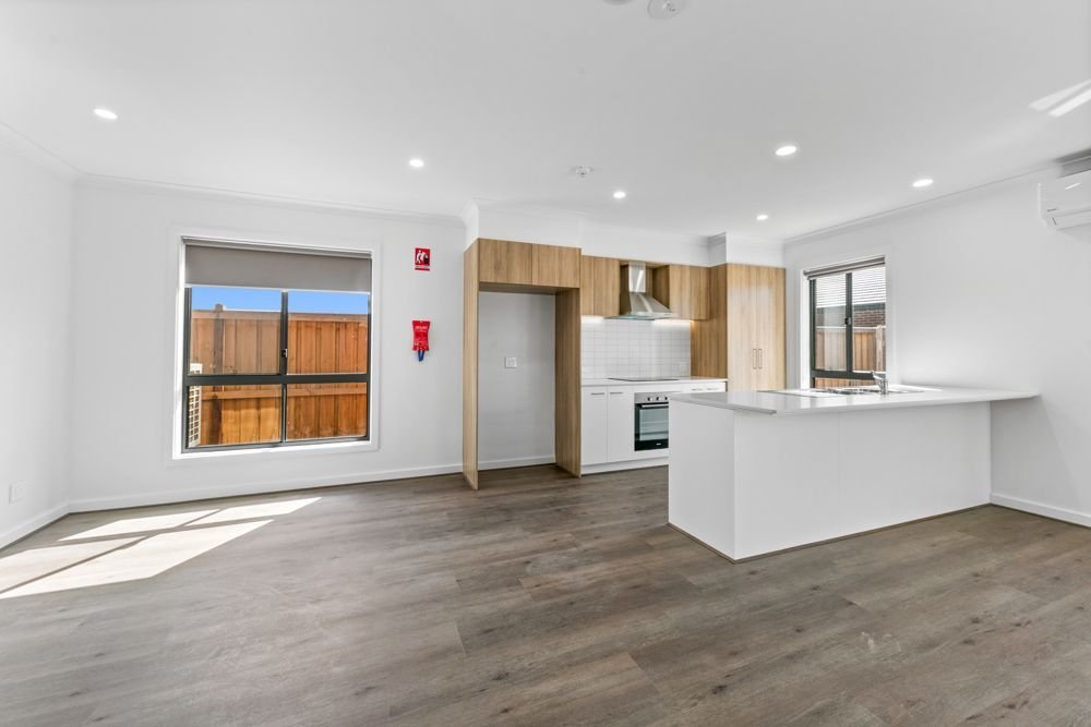 14 Hubbard Street, photograph 9.