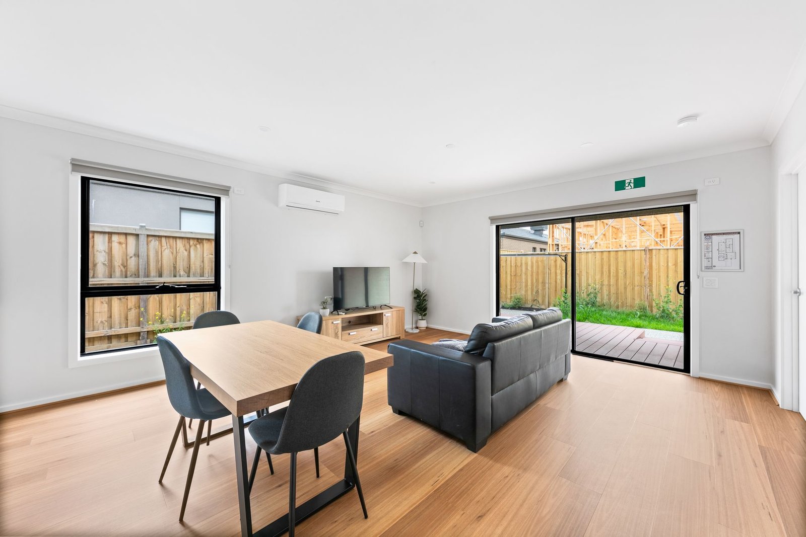 15 Light Street, photograph 1.