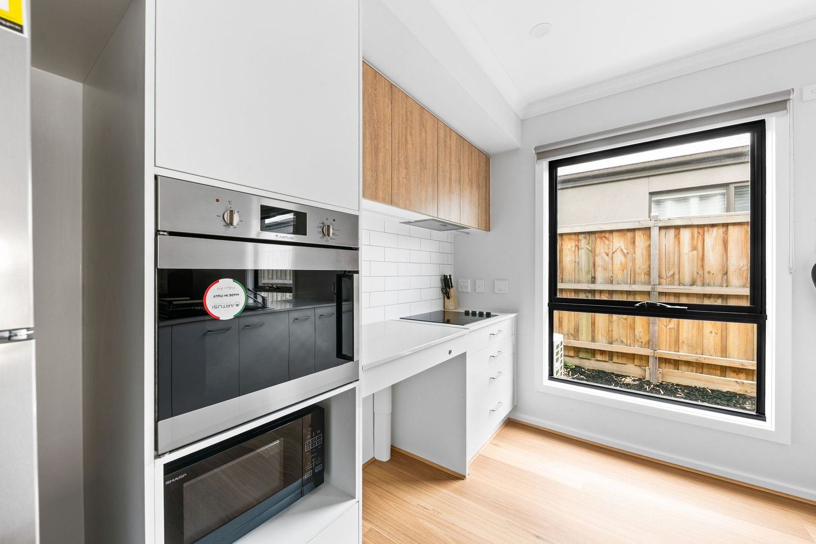 15 Light Street, photograph 5.