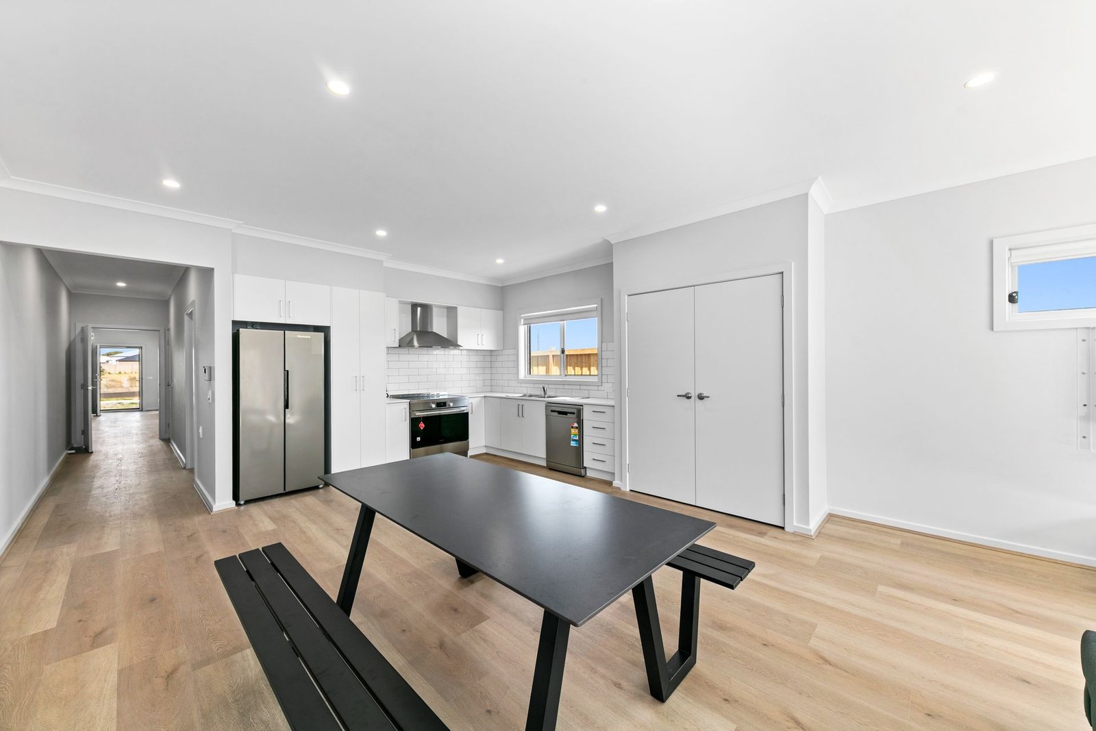 16 Garganey Road, photograph 4.