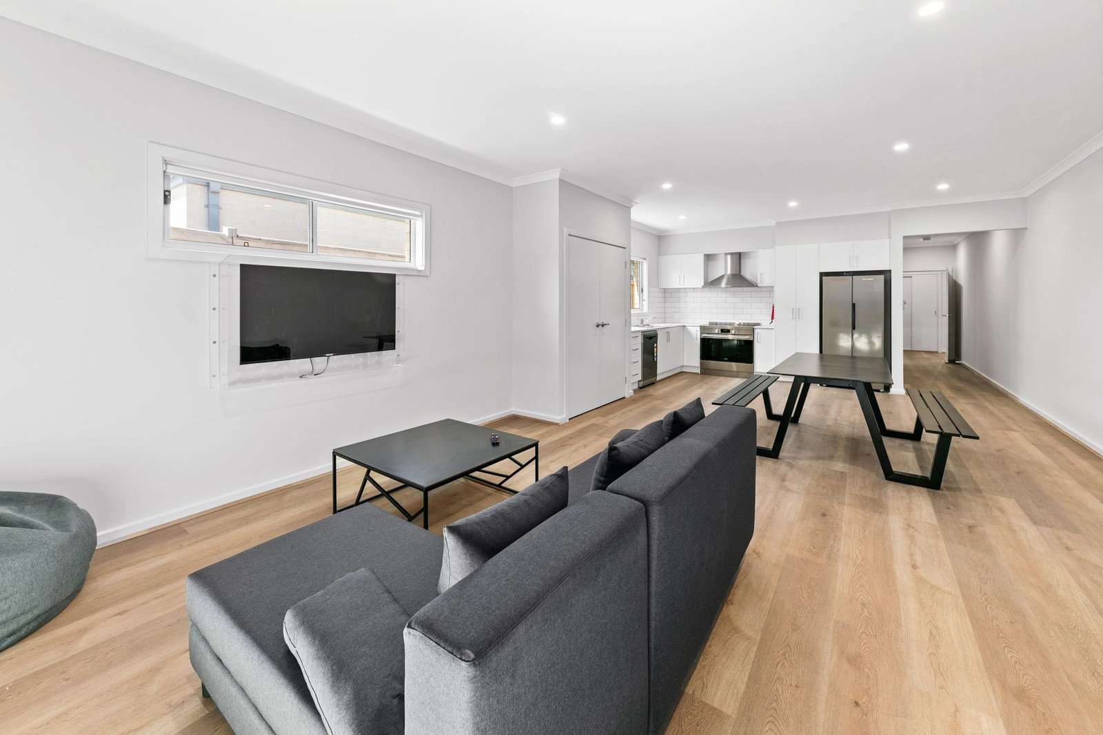 16 Garganey Road, photograph 8.