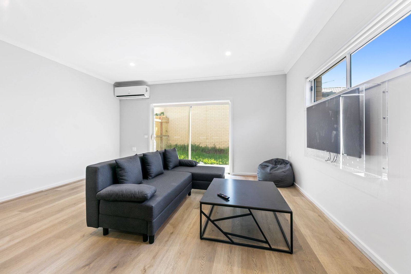 16 Garganey Road, photograph 9.