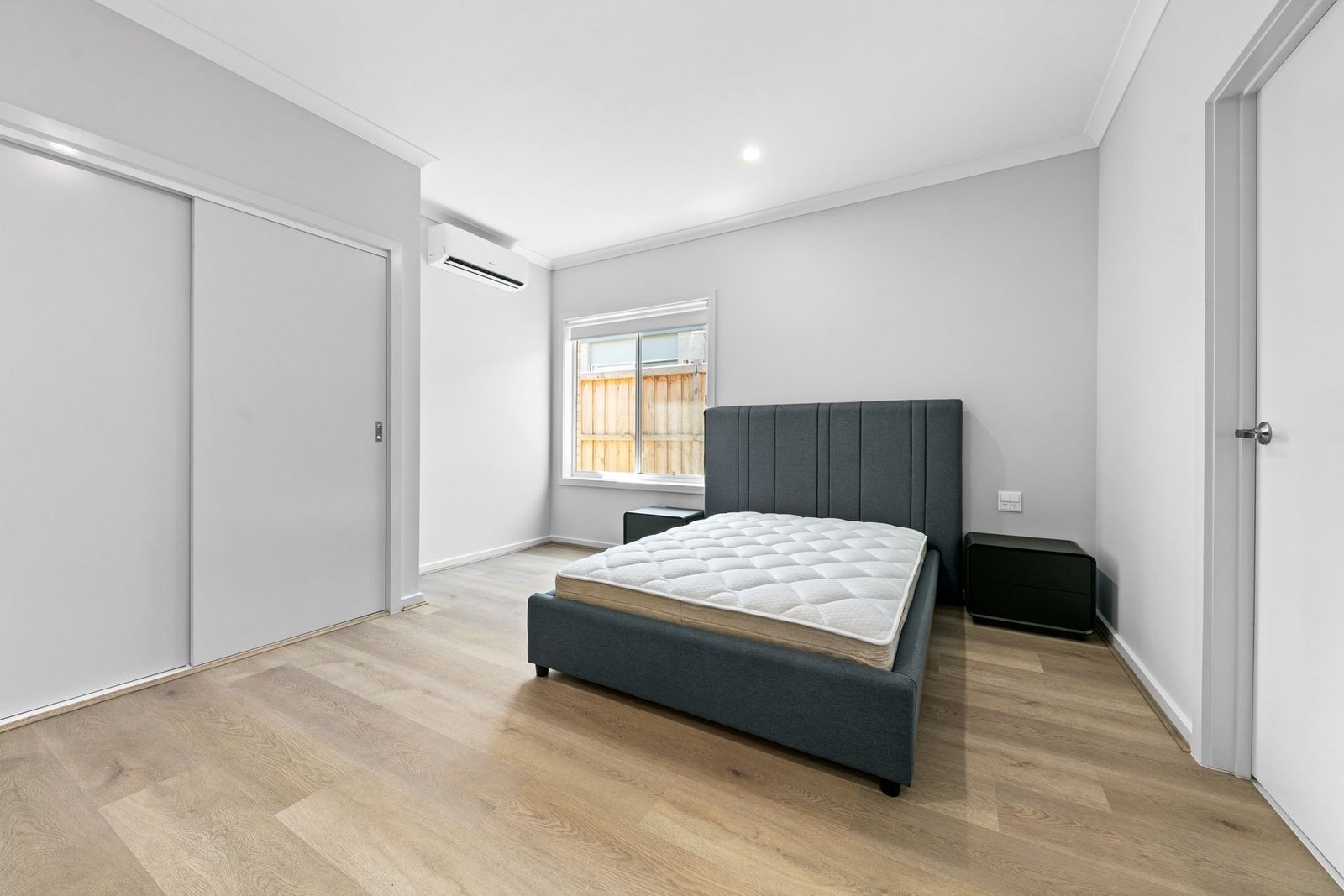 16 Garganey Road, photograph 12.