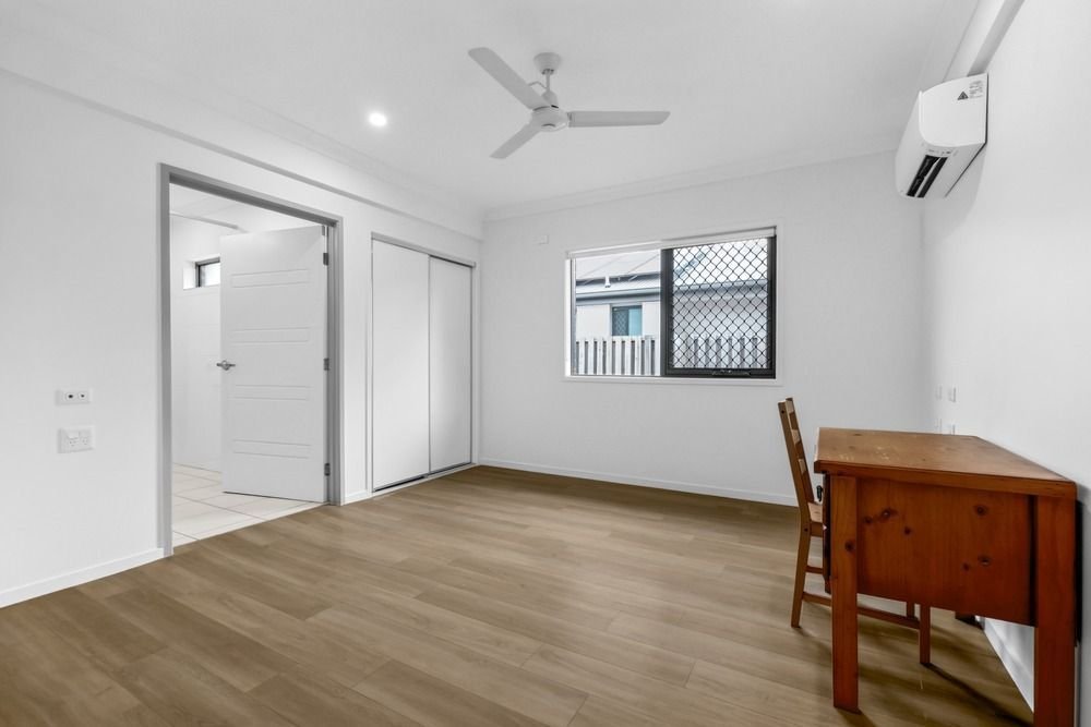 17 Zanes Place, photograph 11.