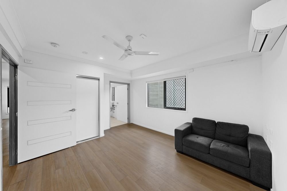 17 Zanes Place, photograph 14.