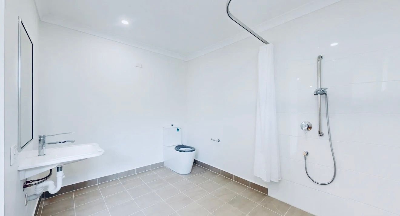 18 Reserve Drive, photograph 3.