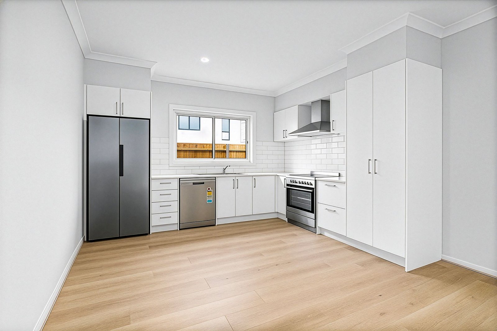 18 Xavier Road, photograph 2.