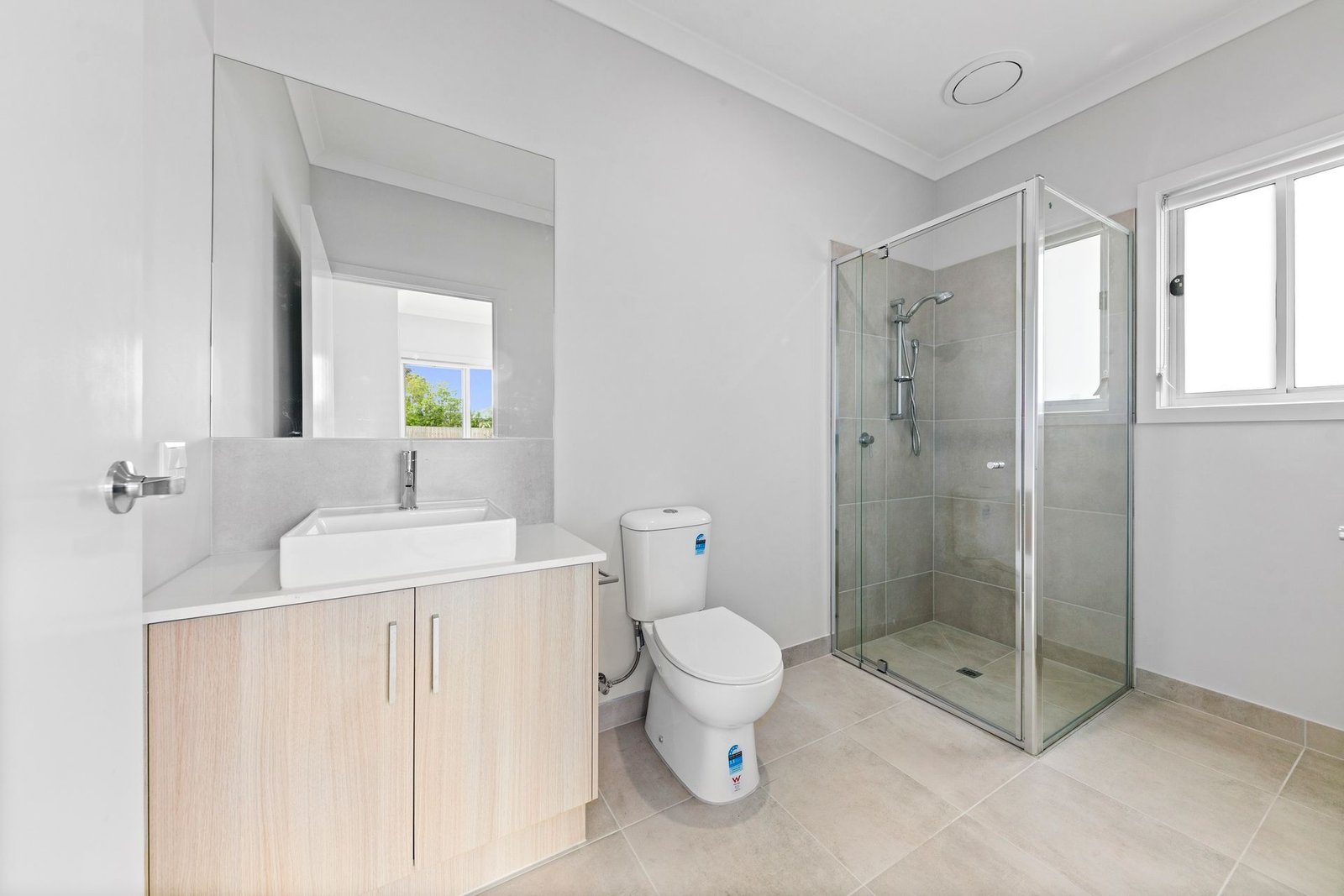 18 Xavier Road, photograph 13.