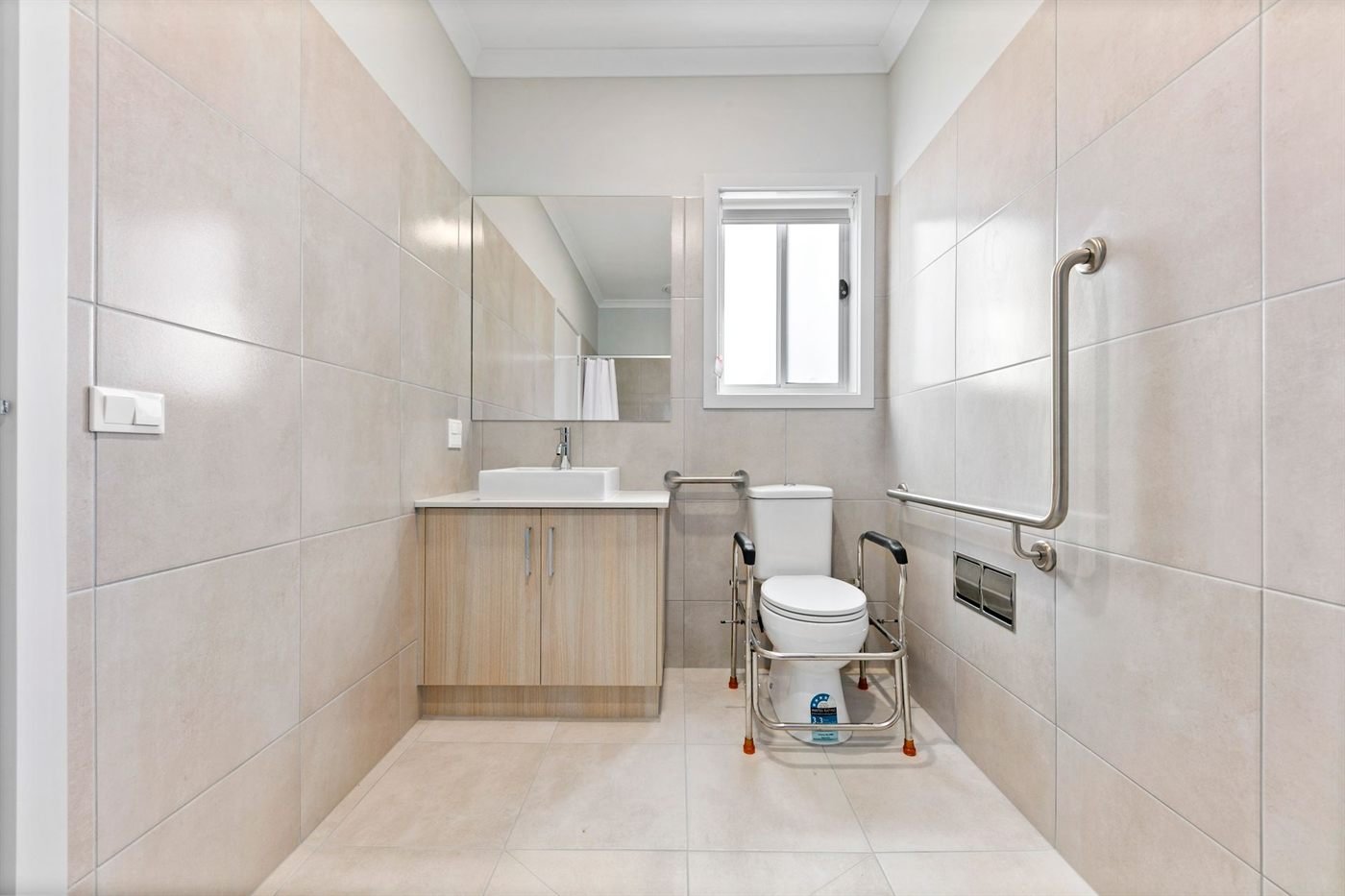 19 Bonito Street, photograph 6.