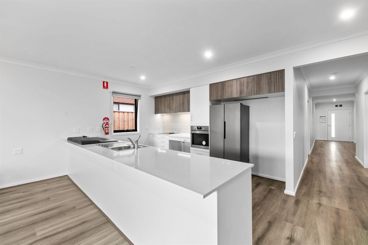 19 Stingray Street, photograph 2.