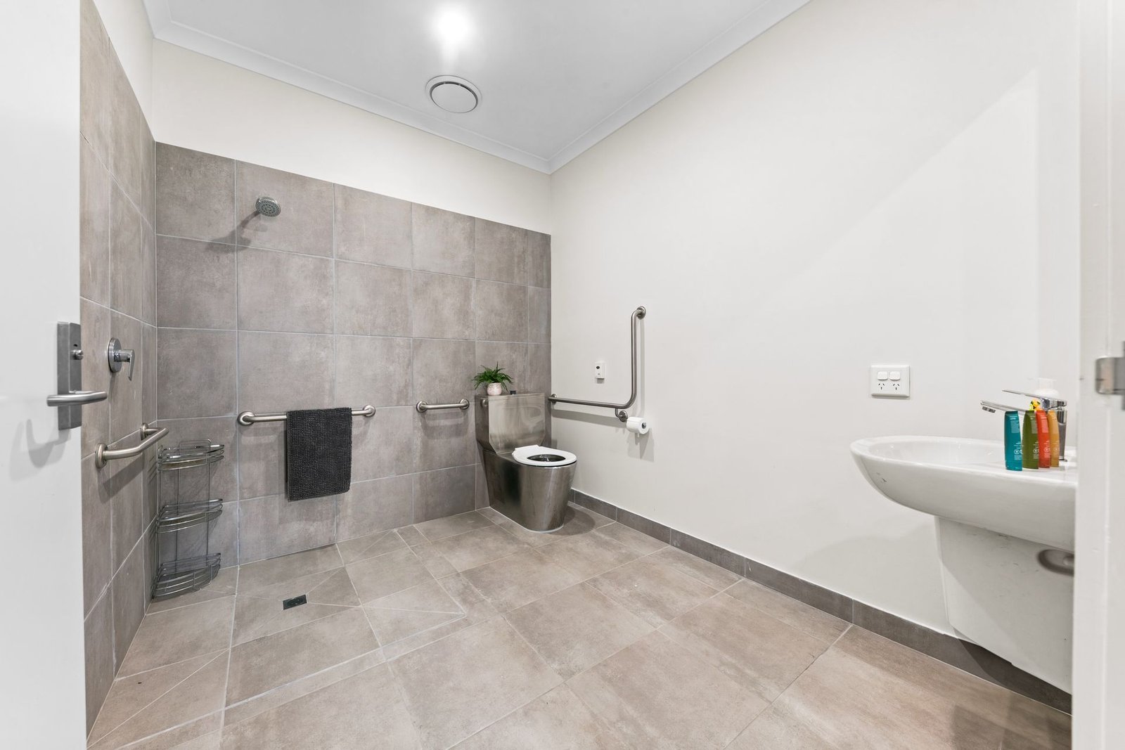 20 Yang Road, photograph 5.