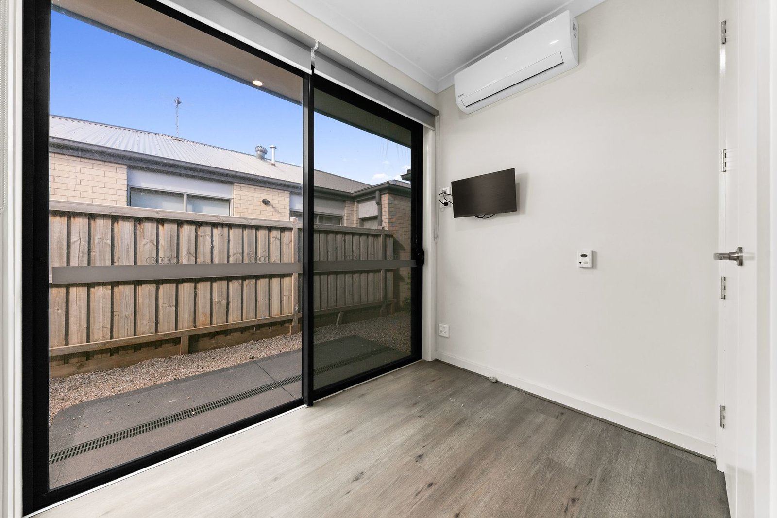 20 Yang Road, photograph 10.