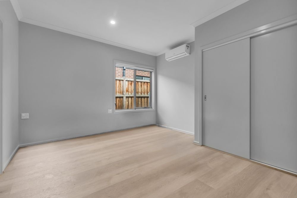 21 Utopia Way, photograph 12.