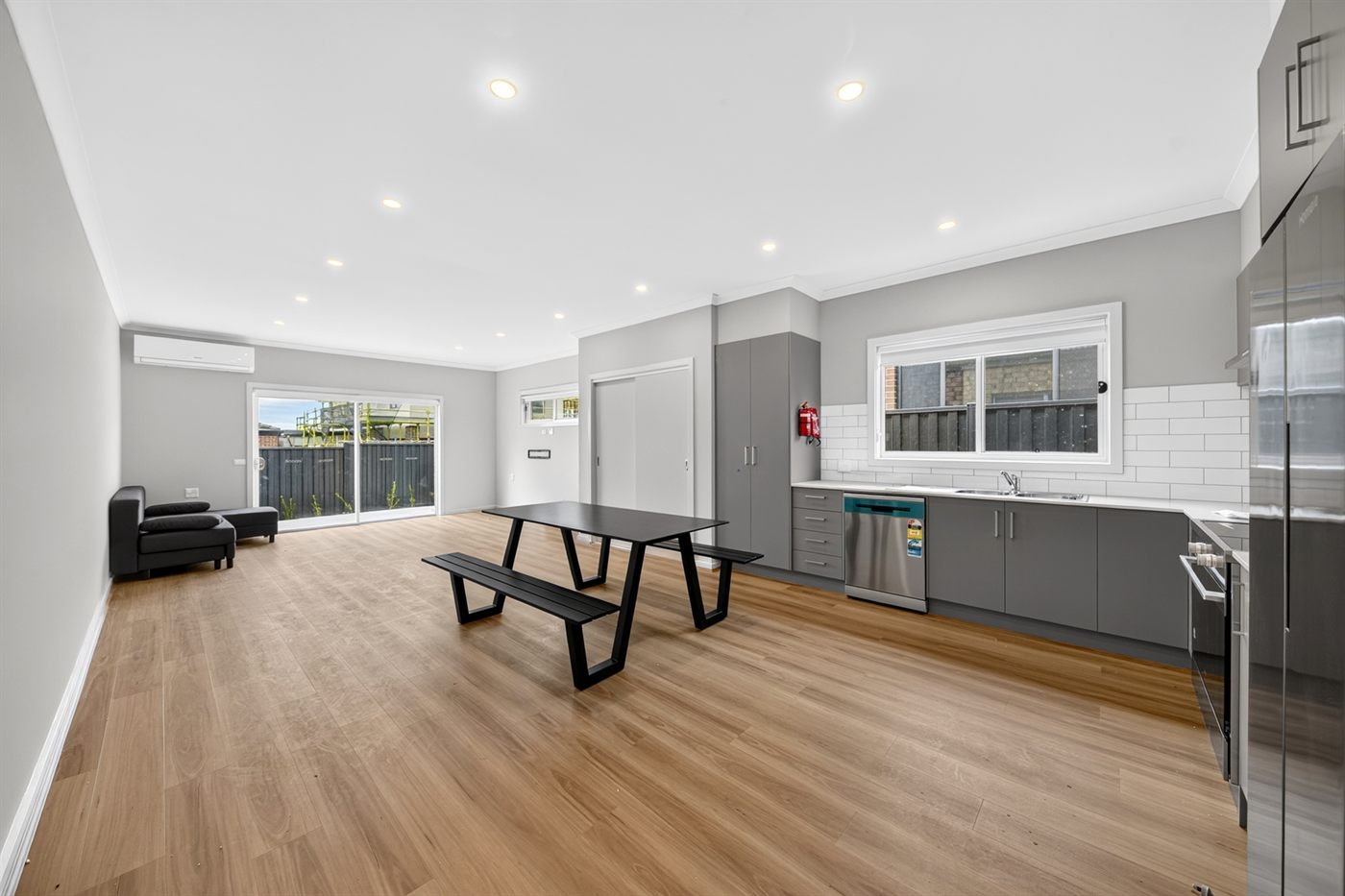 22 Winery Street, photograph 3.