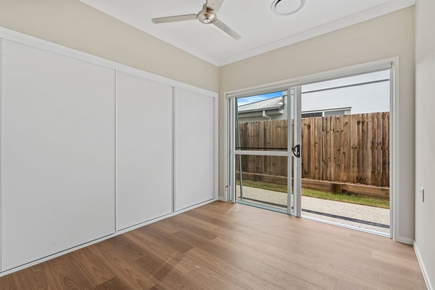 24 Livistona Street, photograph 7.
