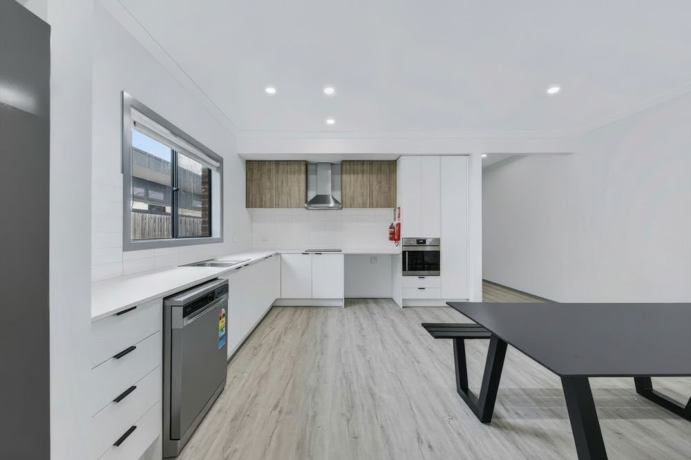 25 Power Road, photograph 5.