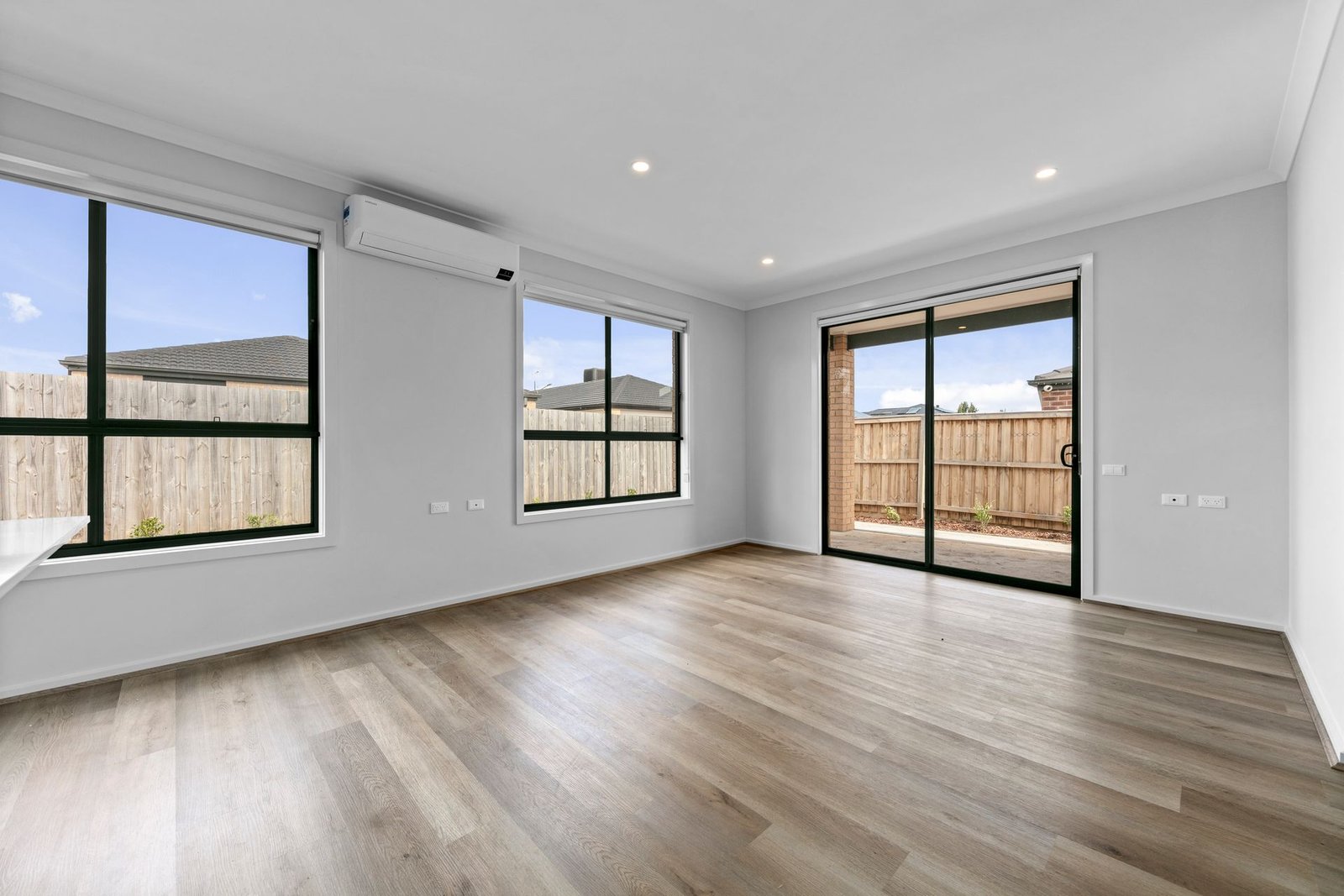25 Shackell Street, photograph 3.