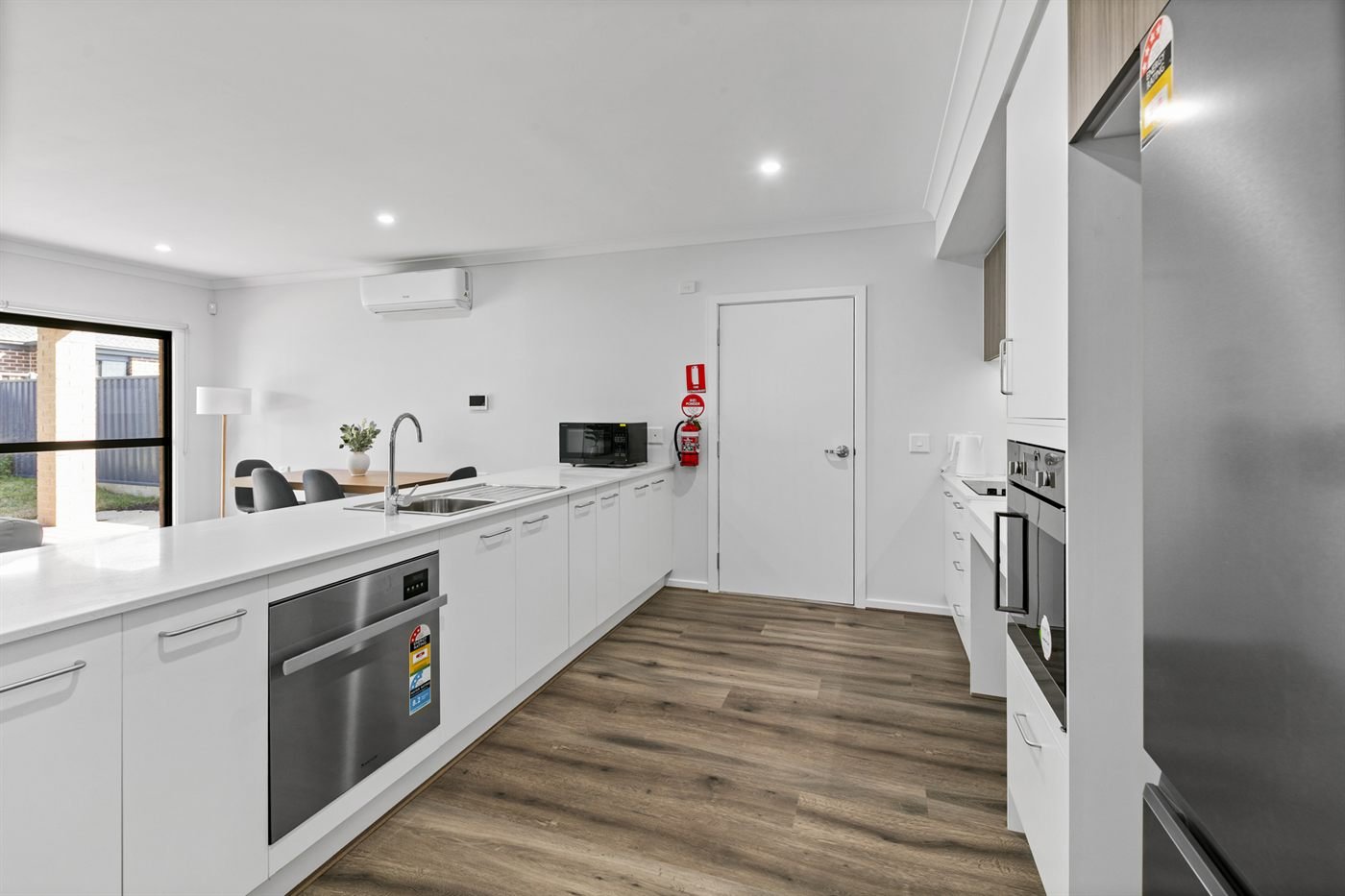 3 Blakewater Crescent, photograph 6.
