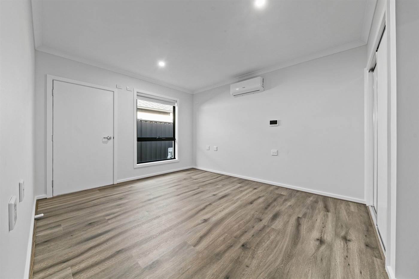 3 Blakewater Crescent, photograph 8.