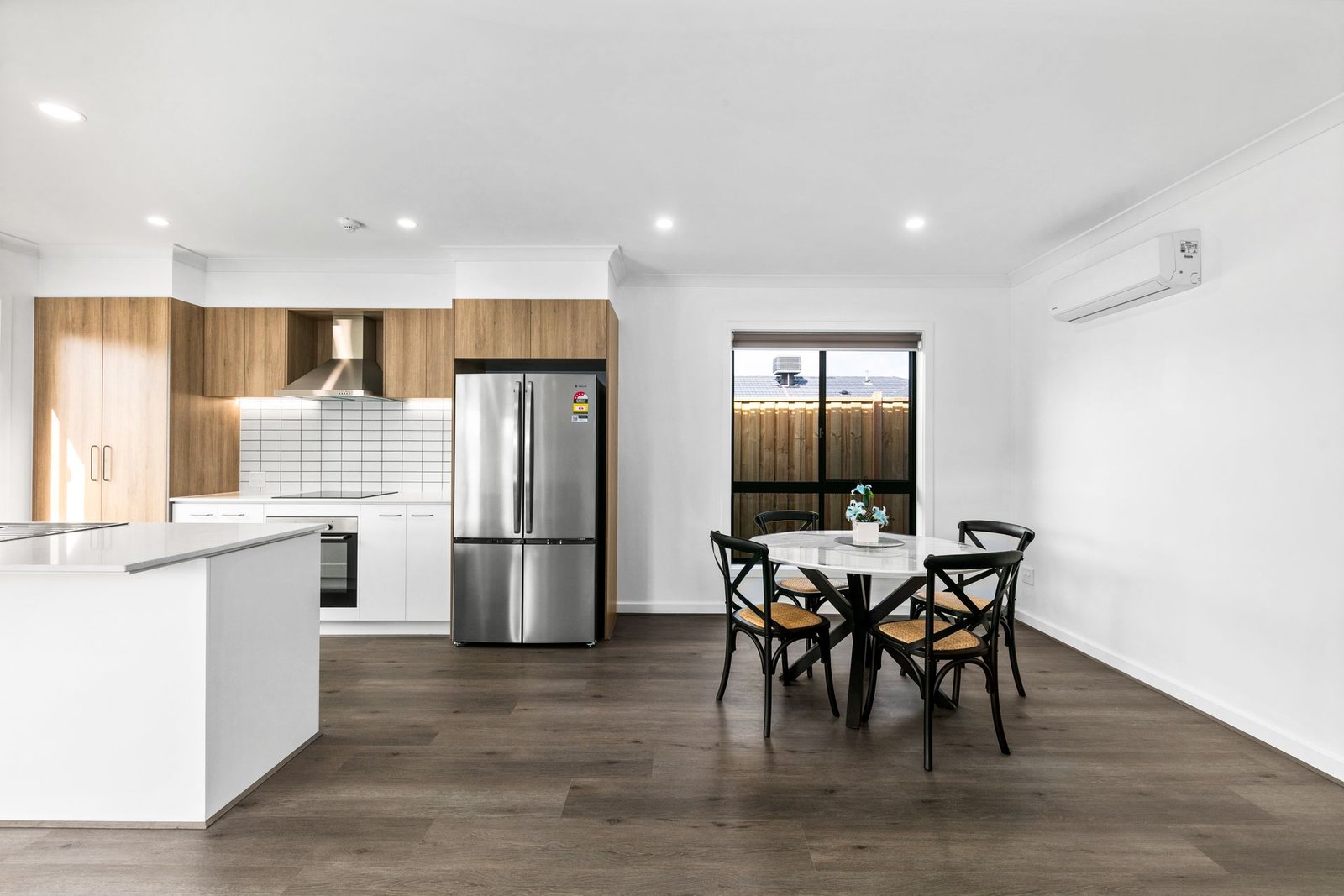 3 Geary Place, photograph 2.