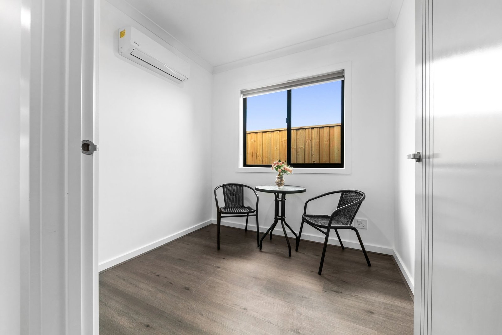3 Geary Place, photograph 12.