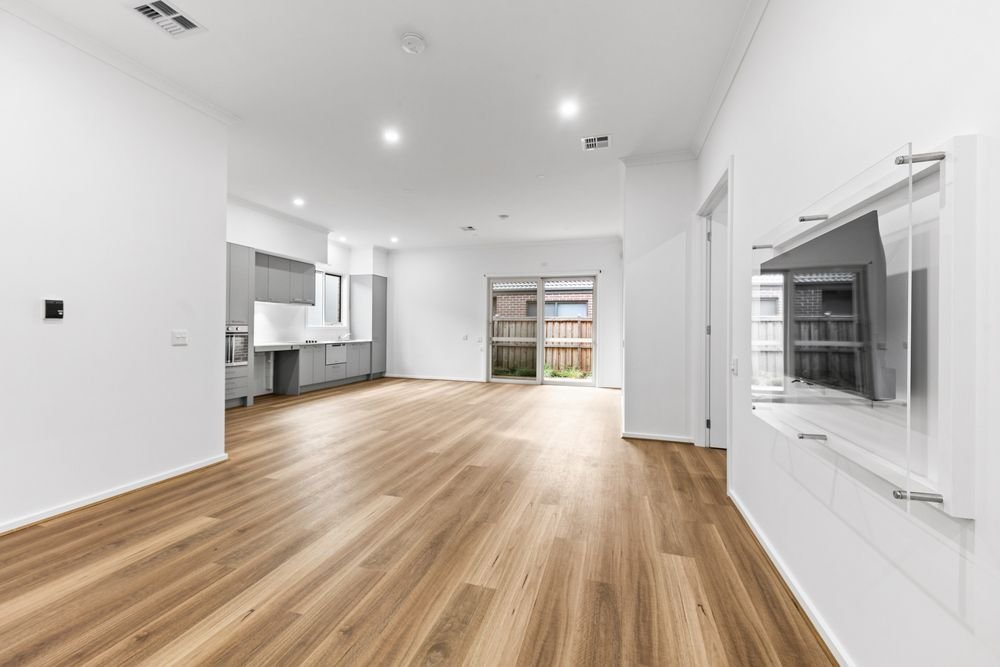 3 Harshaw Road, photograph 1.