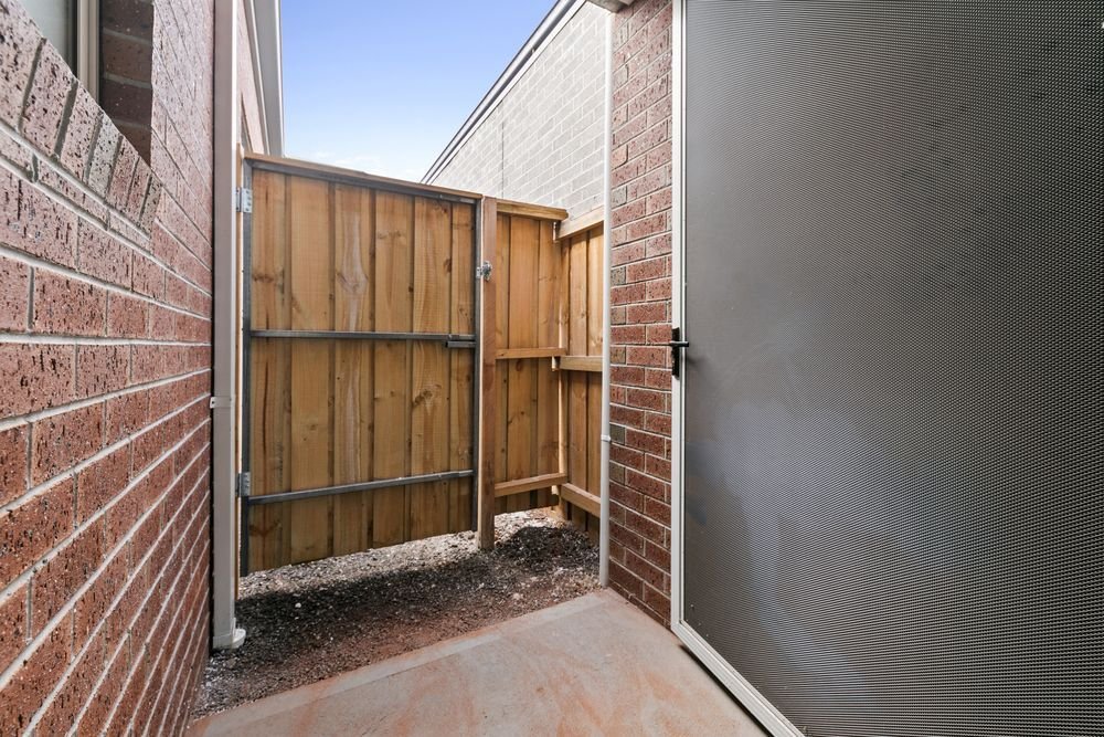 3 Harshaw Road, photograph 10.