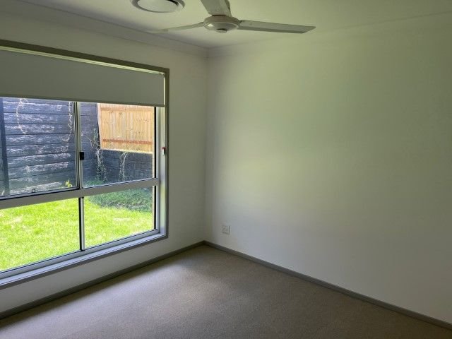 3 Paperberry Street, photograph 9.