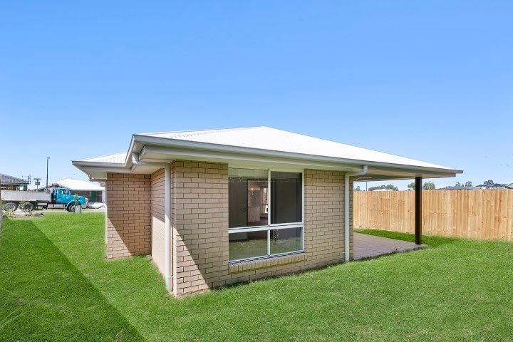 3 Paperberry Street, photograph 11.