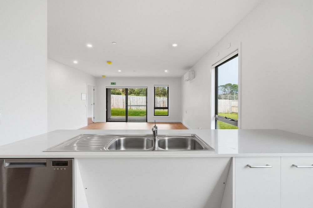 30 Bluetongue Drive, photograph 3.